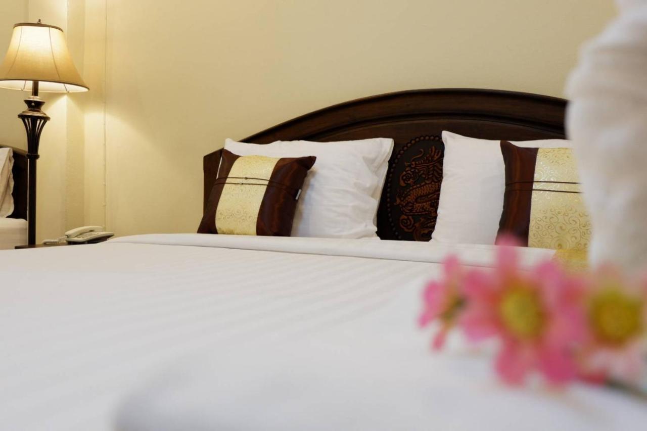 NanBaanKhun Hotel Luaran gambar