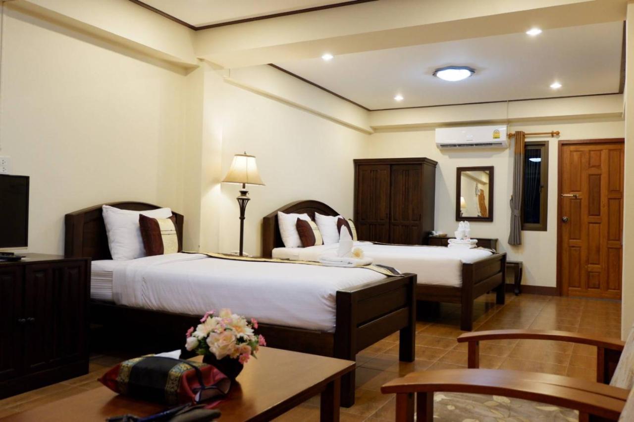 NanBaanKhun Hotel Luaran gambar