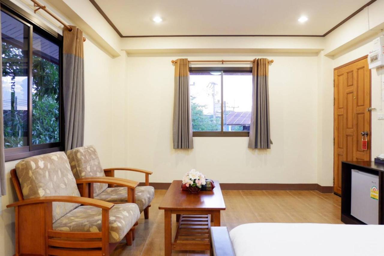 NanBaanKhun Hotel Luaran gambar