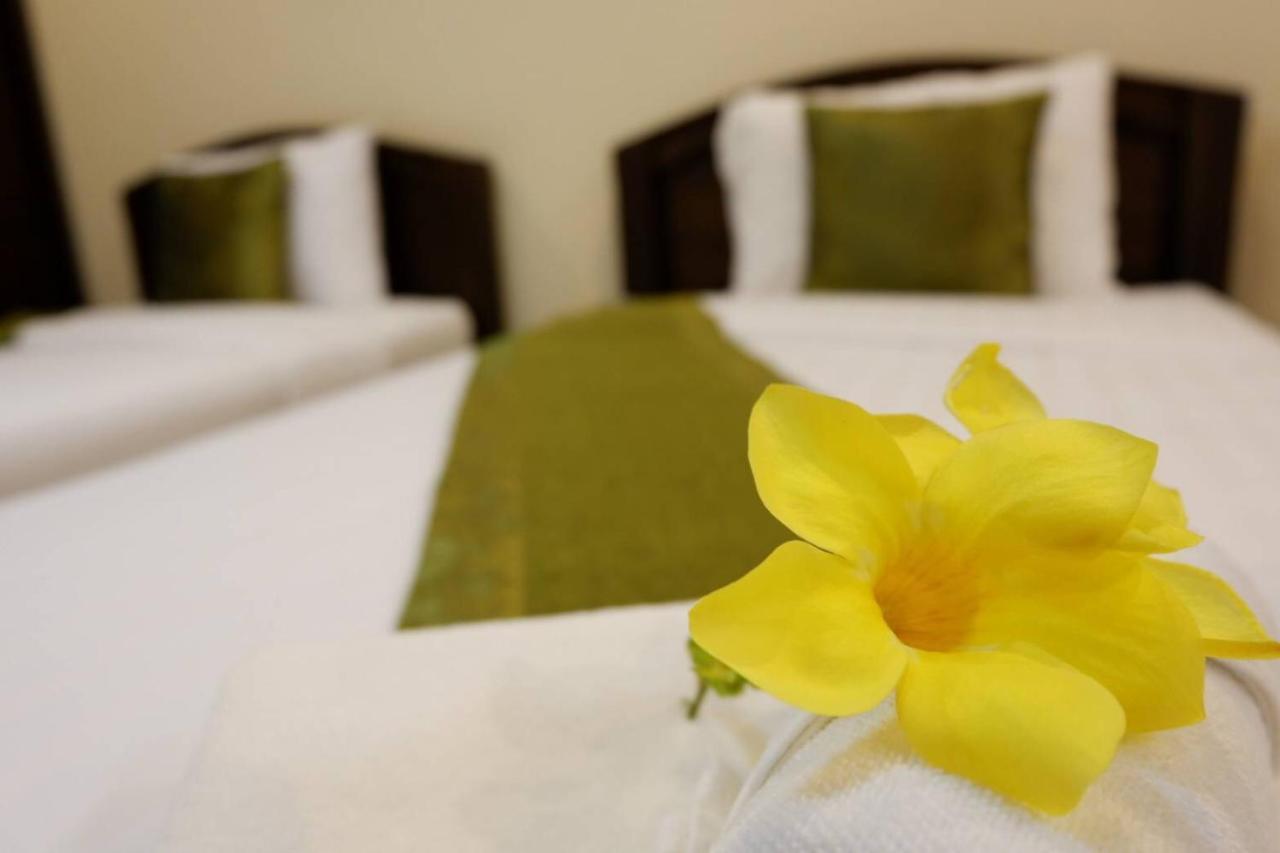 NanBaanKhun Hotel Luaran gambar